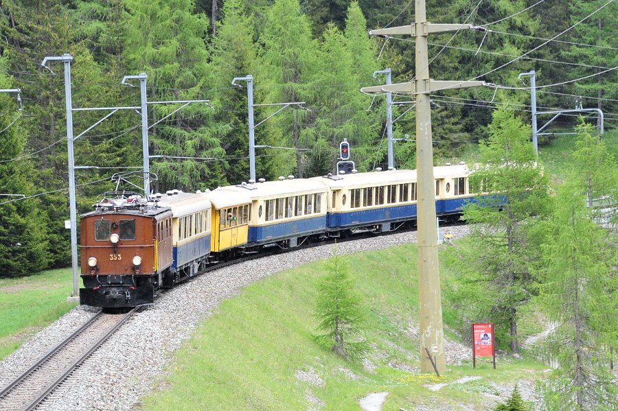2019.06.10 RhB Ge 4-6 353 Bahnfest Bergün mit Pullmannwagen (8)